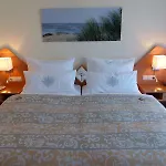 Strand-hotel Szálloda 3*