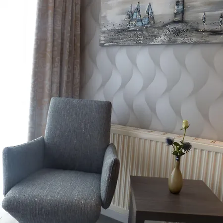 Strand-hotel Hotel